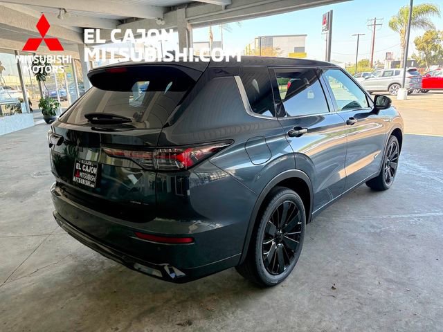 New 2026 Mitsubishi Outlander LE FWD image 4