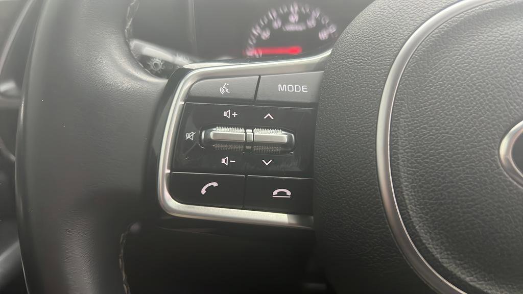 Used 2021 Kia Sorento EX w/ EX AWD X-Line Package image 26