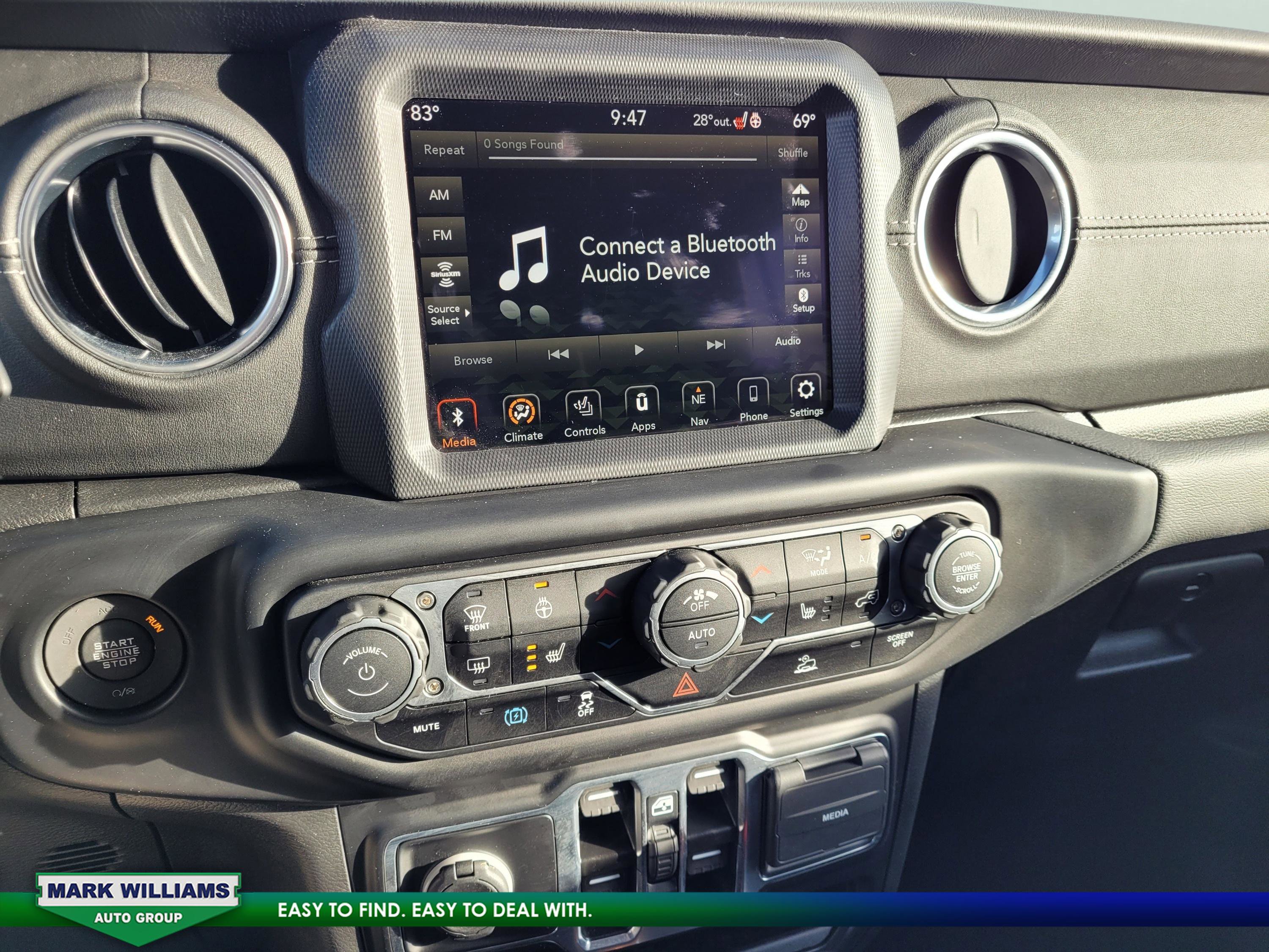 Used 2023 Jeep Wrangler Unlimited Sahara w/ Cold Weather Group image 14