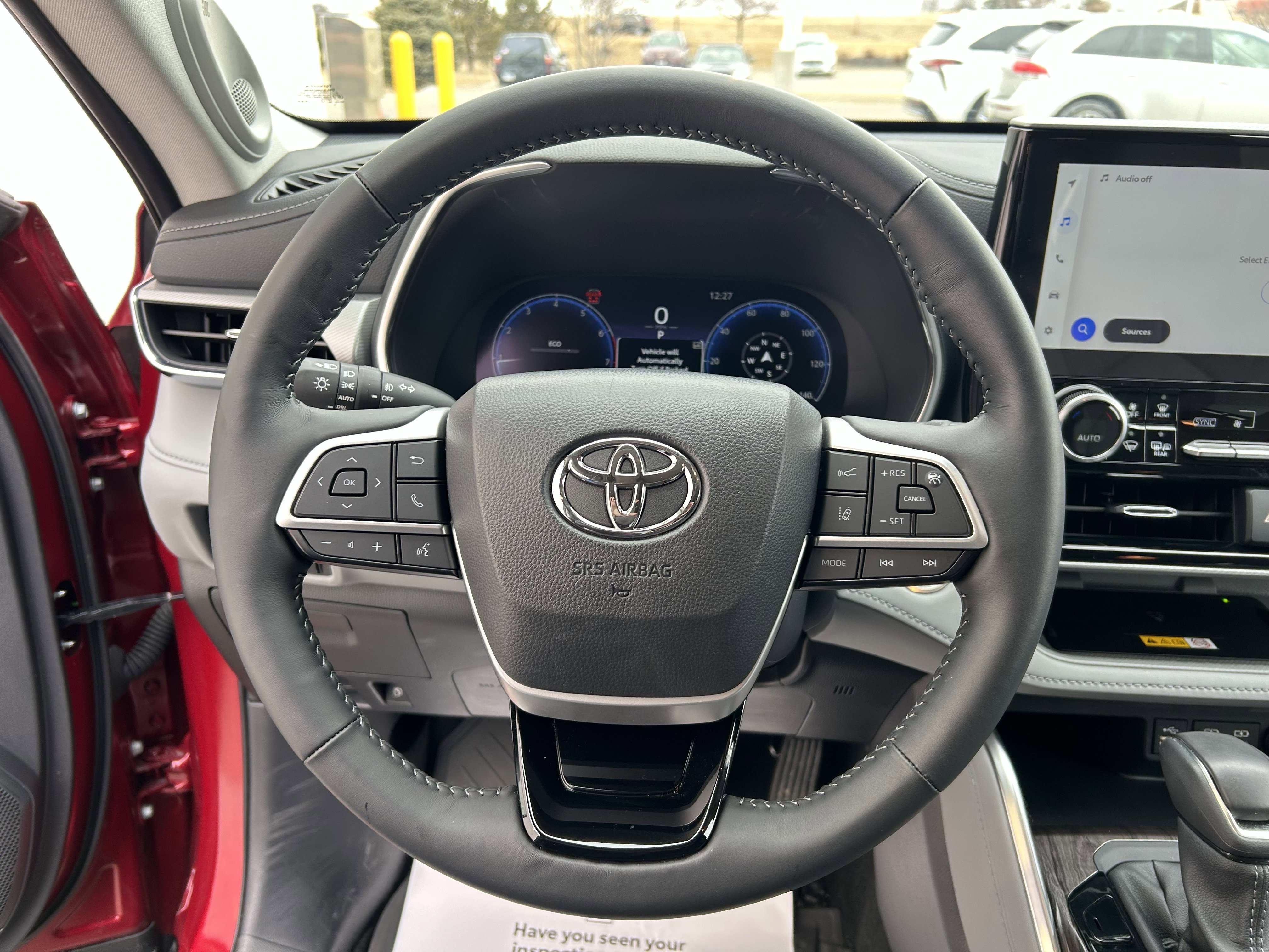 Certified 2025 Toyota Highlander Platinum image 25