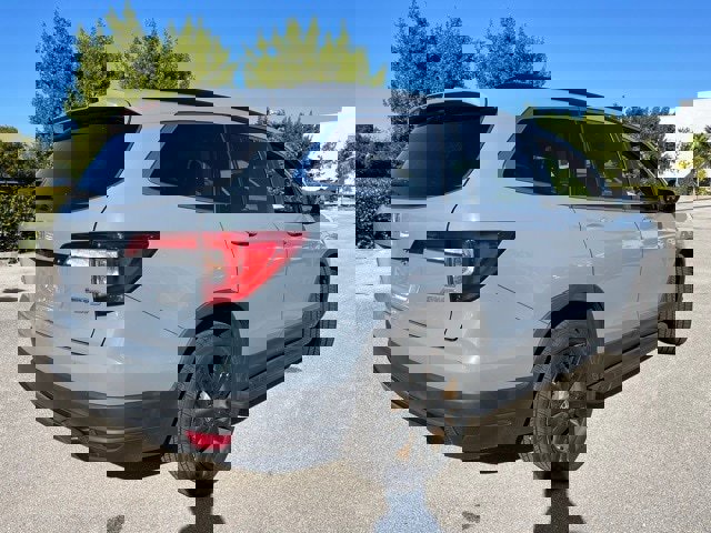 Used 2022 Honda Pilot Special Edition image 4