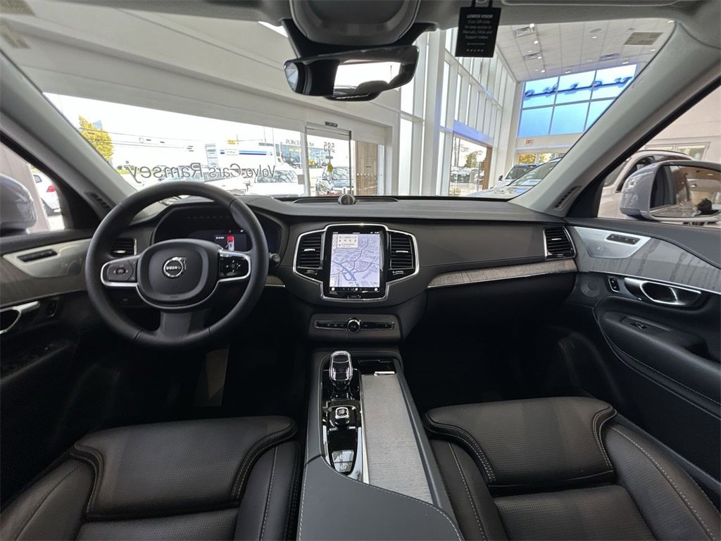Certified 2025 Volvo XC90 B6 Ultra w/ Protection Package Premier image 12