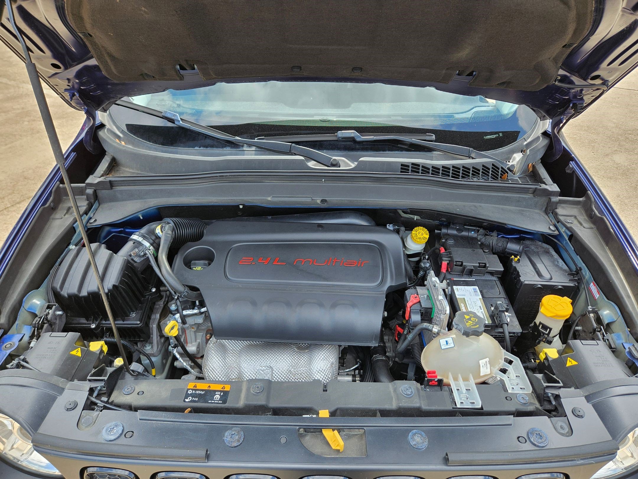 Used 2017 Jeep Renegade Altitude FWD image 35