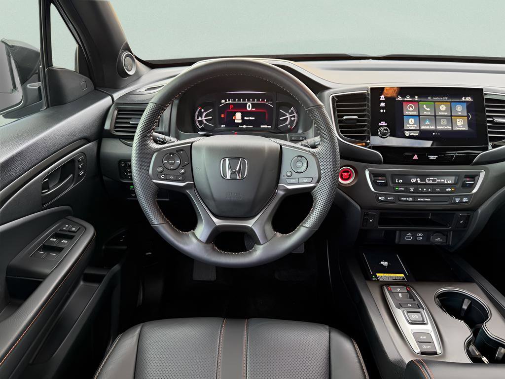 Certified 2025 Honda Passport TrailSport image 9