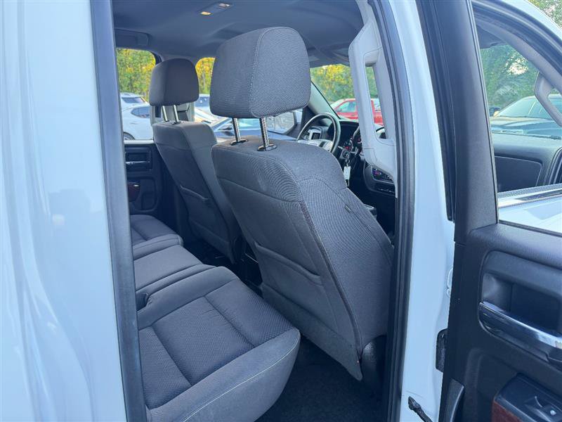 Used 2017 GMC Sierra 1500 SLE w/ SLE Value Package AWD/4WD image 18