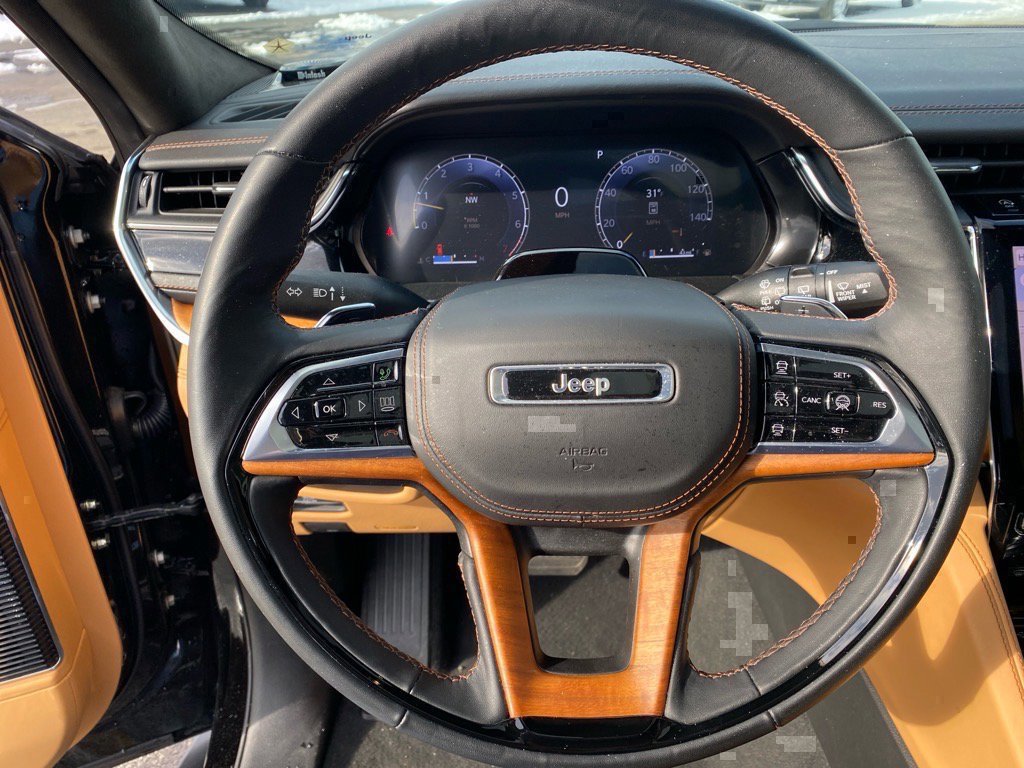 Used 2024 Jeep Grand Cherokee L Summit image 10