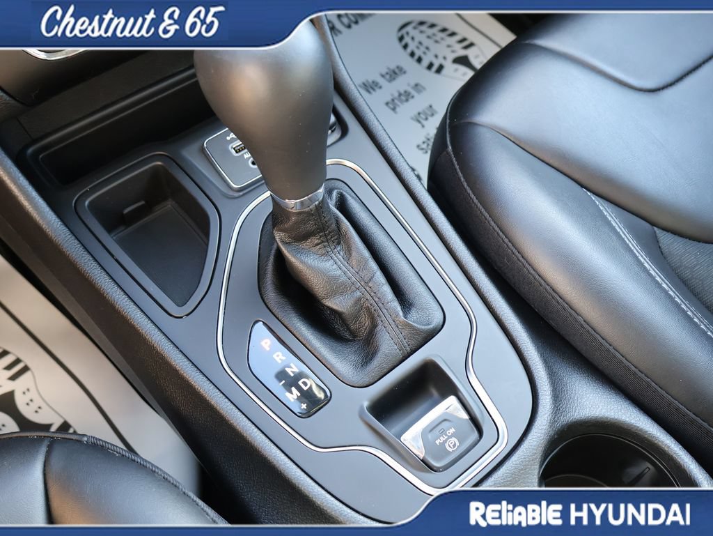 Used 2021 Jeep Cherokee Latitude Plus FWD image 39