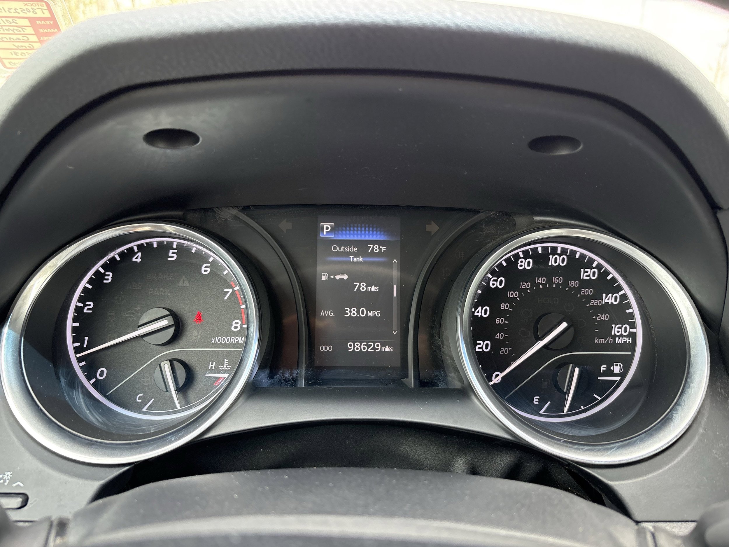 Used 2018 Toyota Camry LE FWD image 14