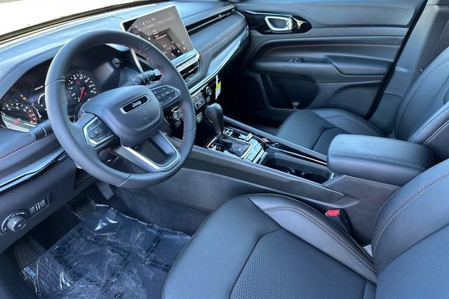 New 2026 Jeep Compass Trailhawk AWD/4WD image 2