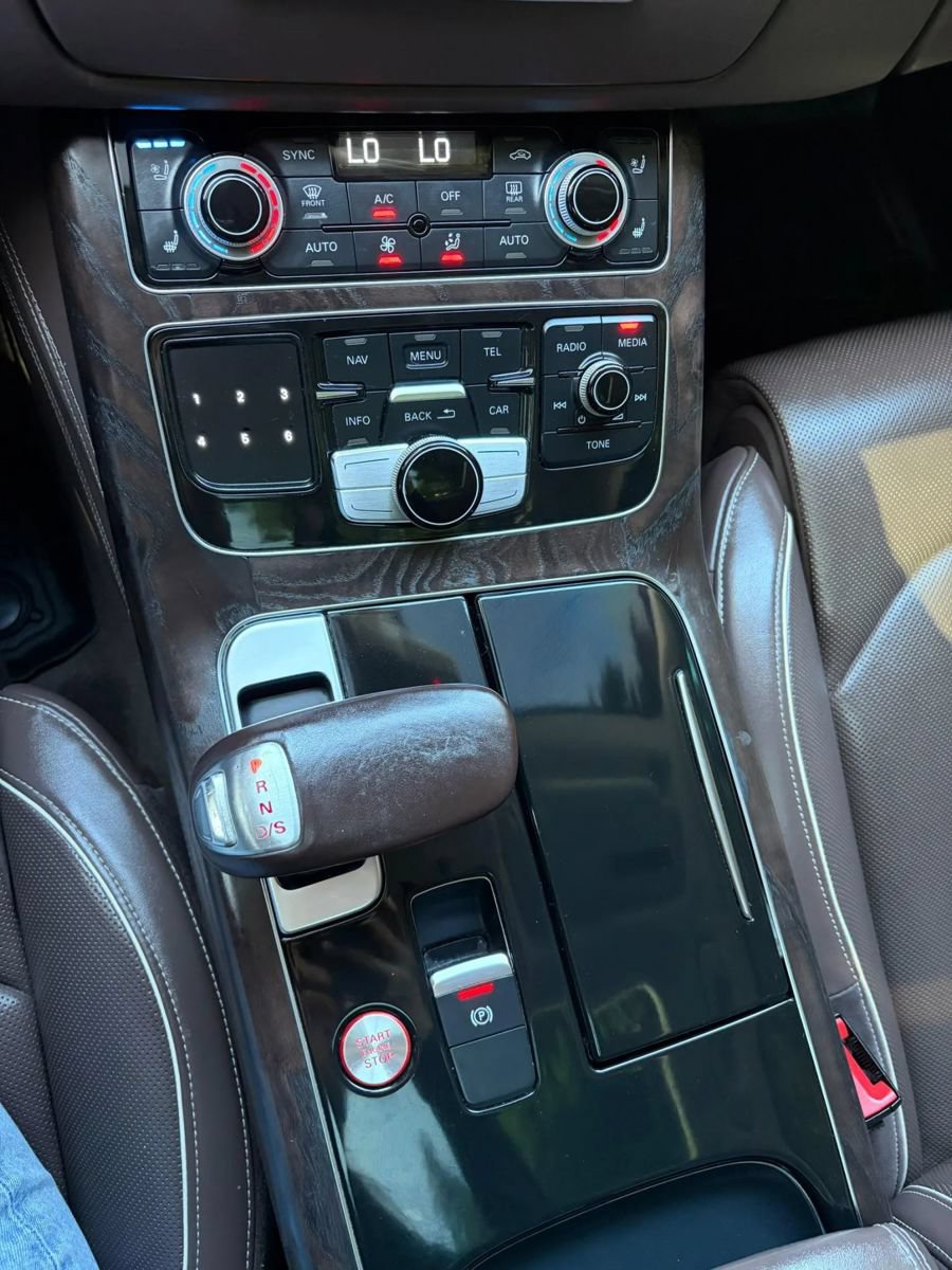 Used 2014 Audi S8 AWD/4WD image 15