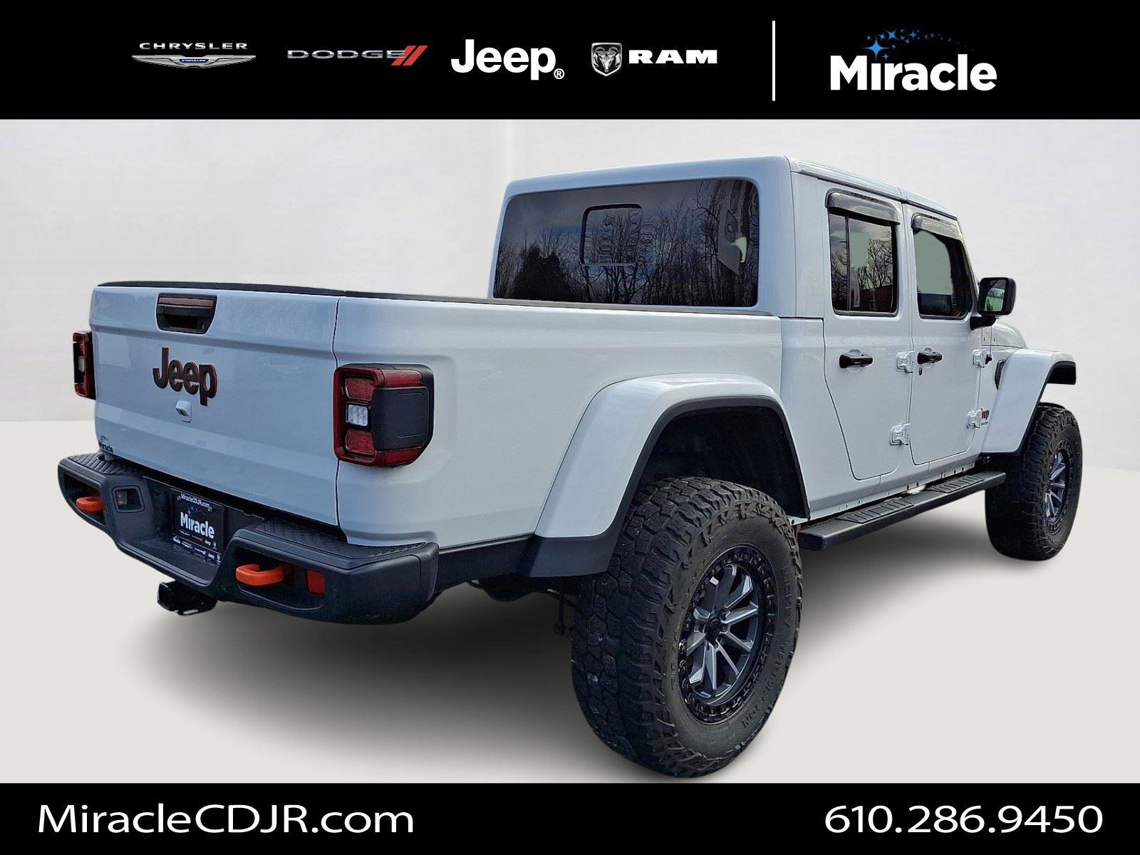 Certified 2020 Jeep Gladiator Mojave image 7