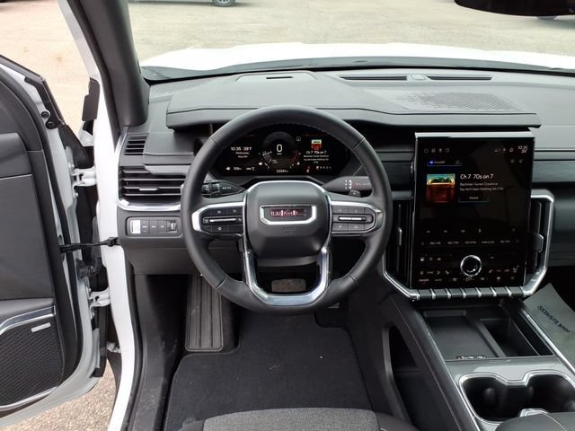 Used 2025 GMC Acadia Elevation AWD/4WD image 14