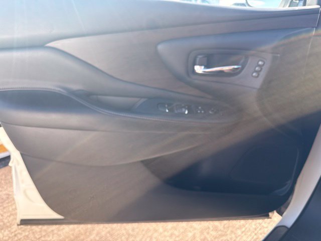 Used 2020 Nissan Murano Platinum FWD image 13