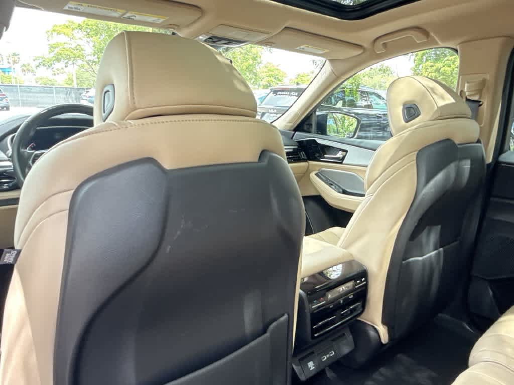 Used 2023 Acura MDX SH-AWD image 23