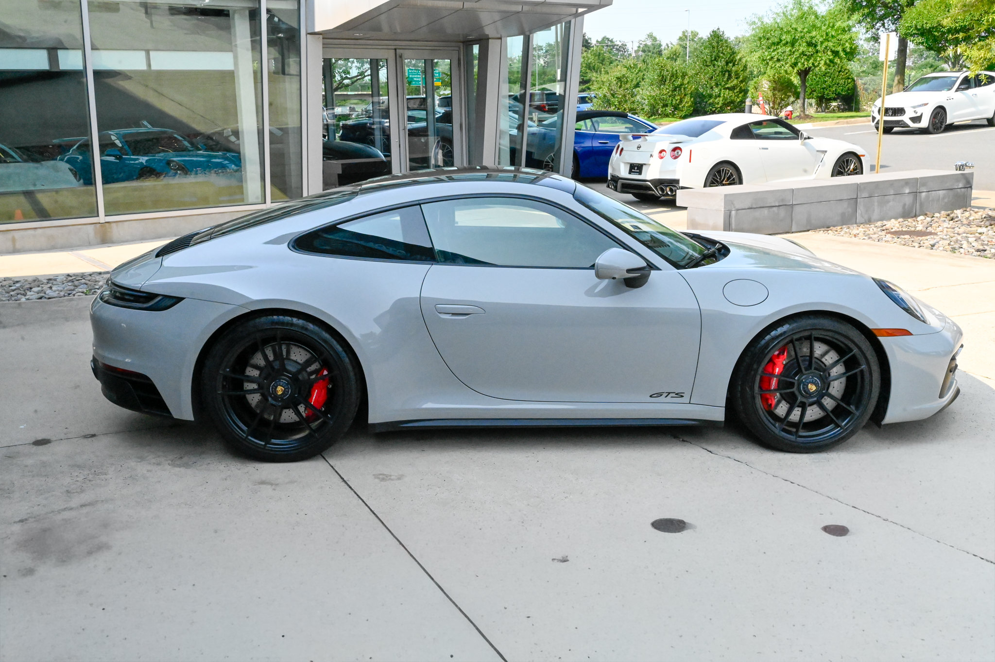 Used 2024 Porsche 911 Carrera GTS RWD image 4