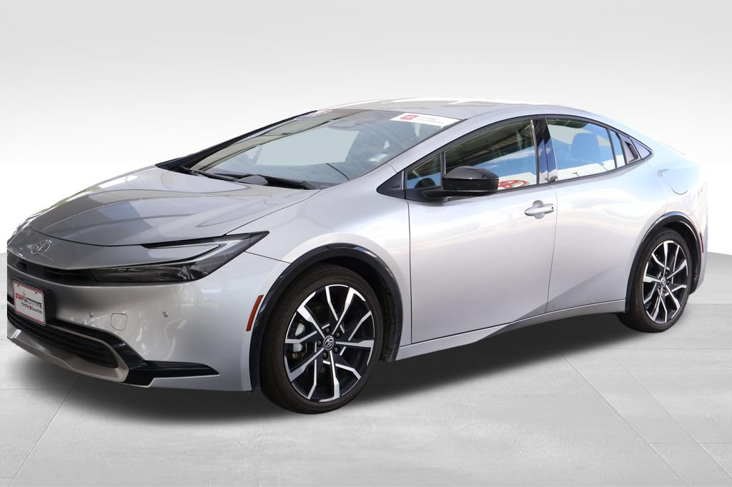Certified 2024 Toyota Prius Prime FWD image 9