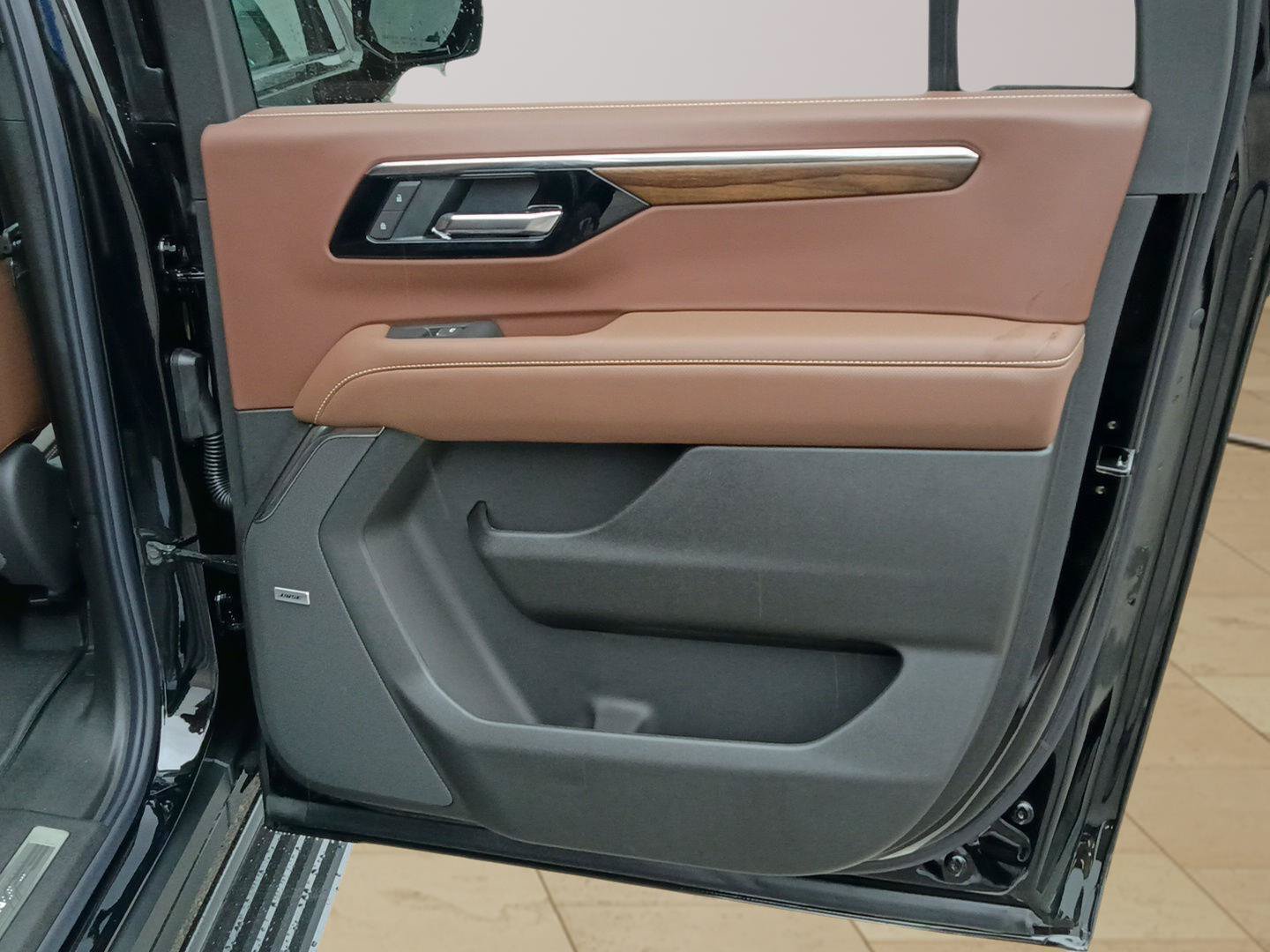 New 2026 Chevrolet Suburban High Country AWD/4WD image 54