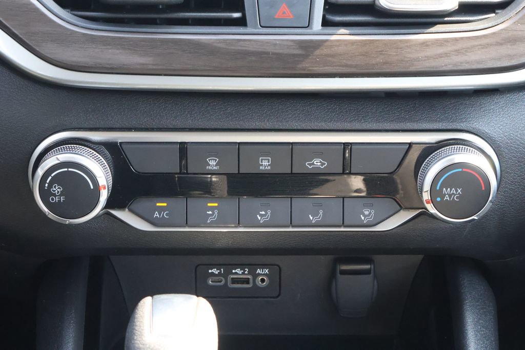 Used 2024 Nissan Altima 2.5 SV image 17