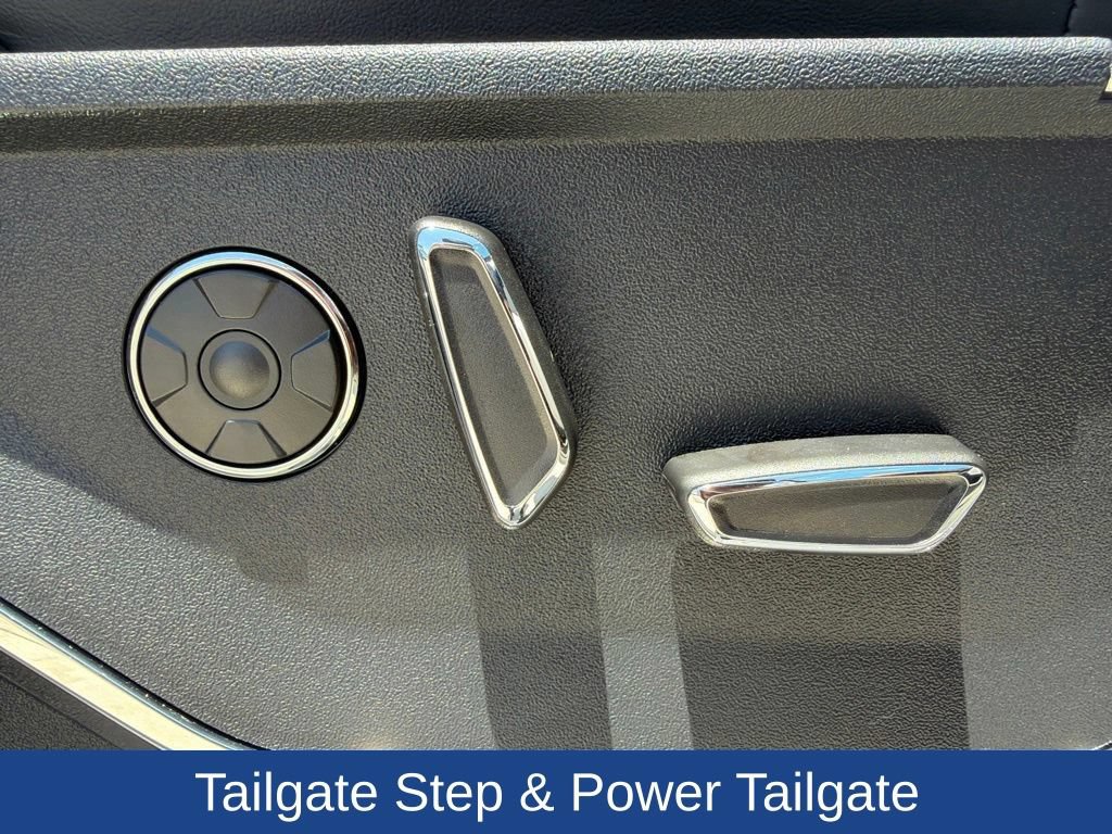 Used 2022 Ford F150 Platinum w/ Equipment Group 701A High AWD/4WD image 13