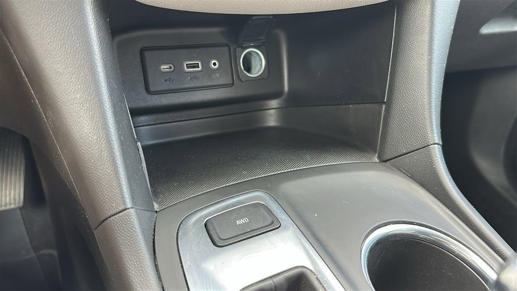 Used 2021 Chevrolet Equinox LT AWD/4WD image 22