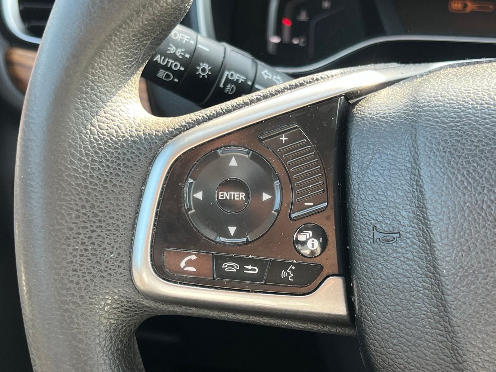 Used 2018 Honda CR-V EX image 27
