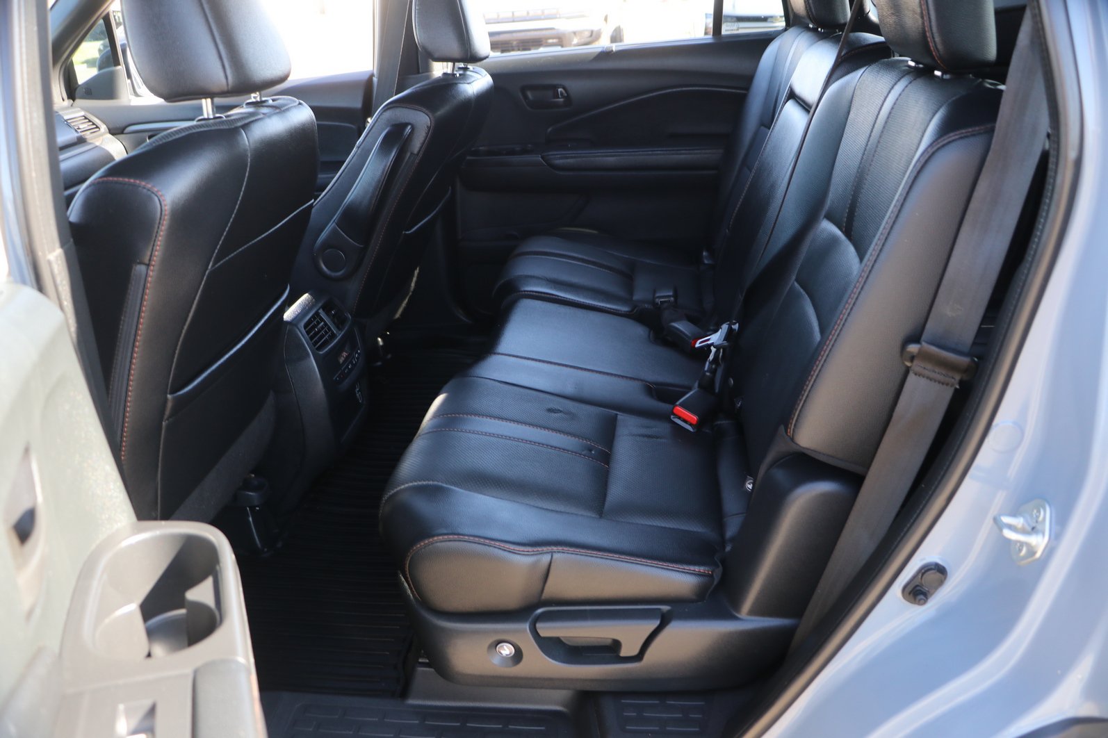 Used 2022 Honda Pilot TrailSport image 28