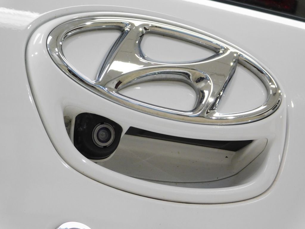 Used 2018 Hyundai Ioniq Limited FWD image 77