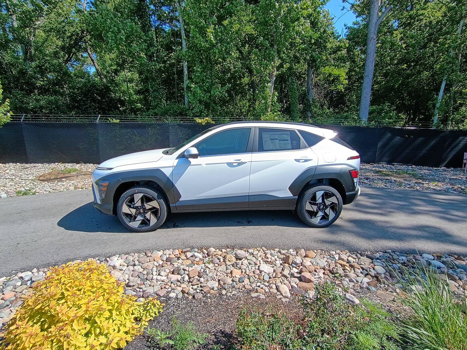 New 2026 Hyundai Kona Limited AWD/4WD image 2