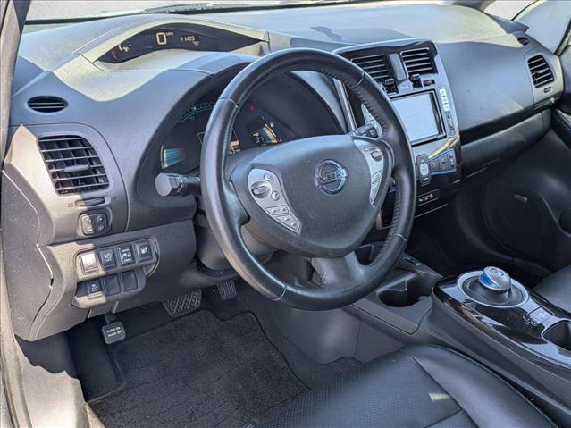 Used 2014 Nissan Leaf SL w/ Premium Package FWD image 10