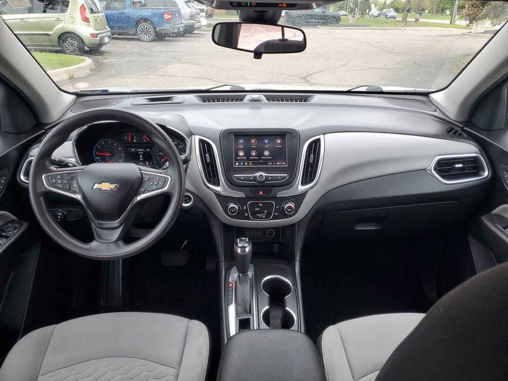 Used 2020 Chevrolet Equinox LS w/ LS Convenience Package FWD image 22