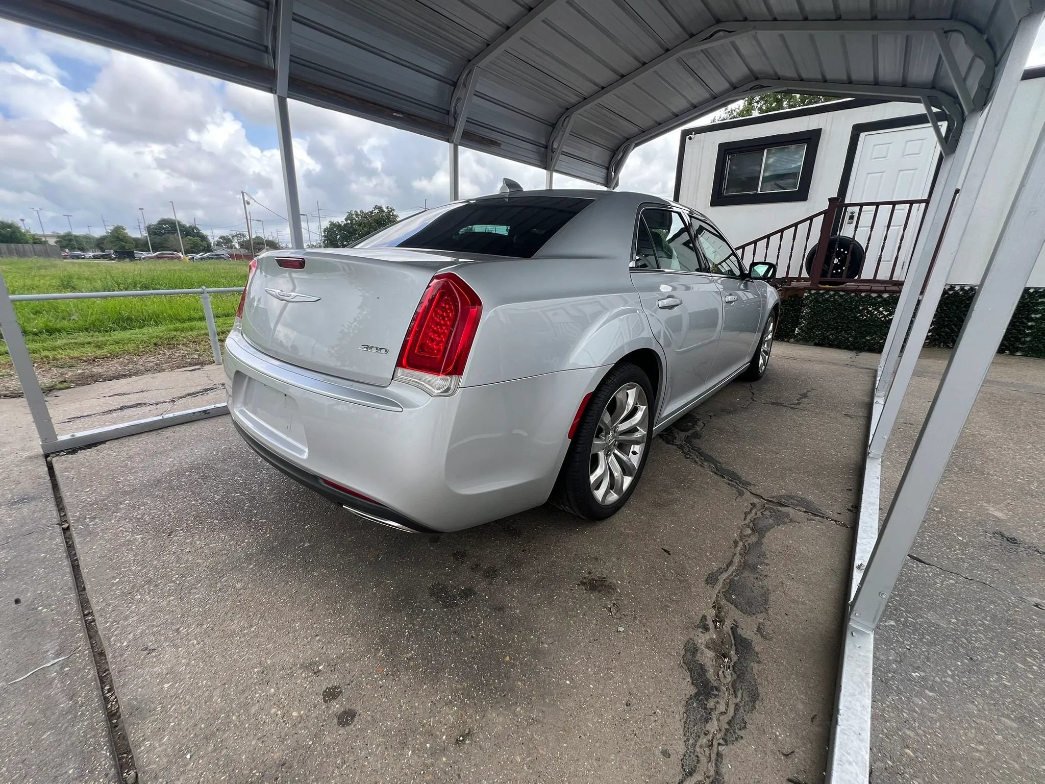 Used 2020 Chrysler 300 Touring L w/ Quick Order Package 2EF RWD image 2