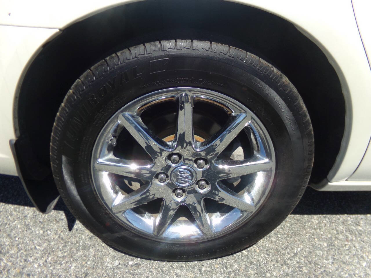 Used 2007 Buick Lucerne CXL FWD image 21