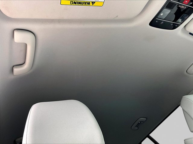 Used 2025 Hyundai Santa Fe SE FWD image 17