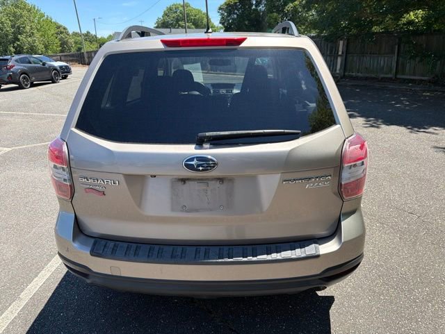 Used 2014 Subaru Forester 2.5i Premium w/ All-Weather Package AWD/4WD image 6