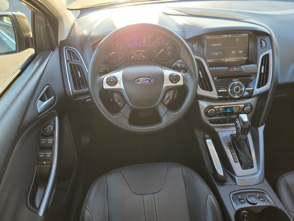 Used 2013 Ford Focus Titanium FWD image 11