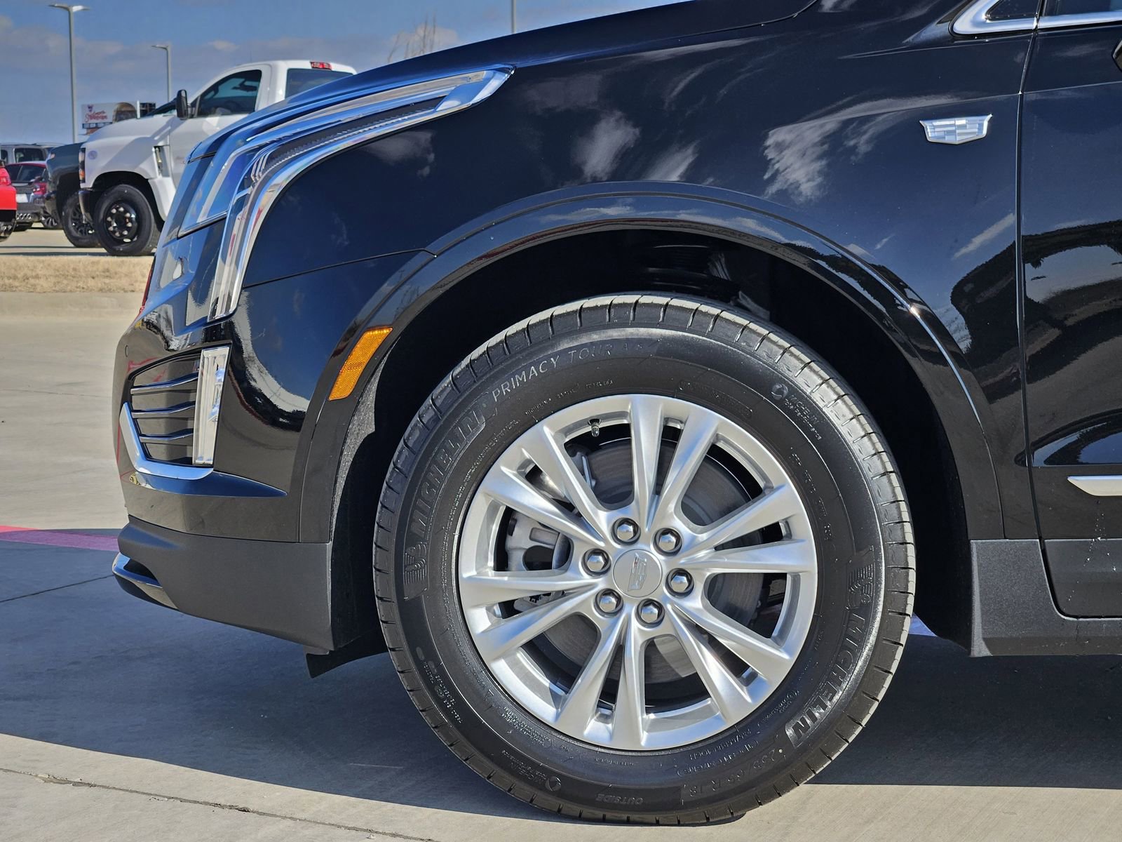 New 2026 Cadillac XT5 Luxury image 11