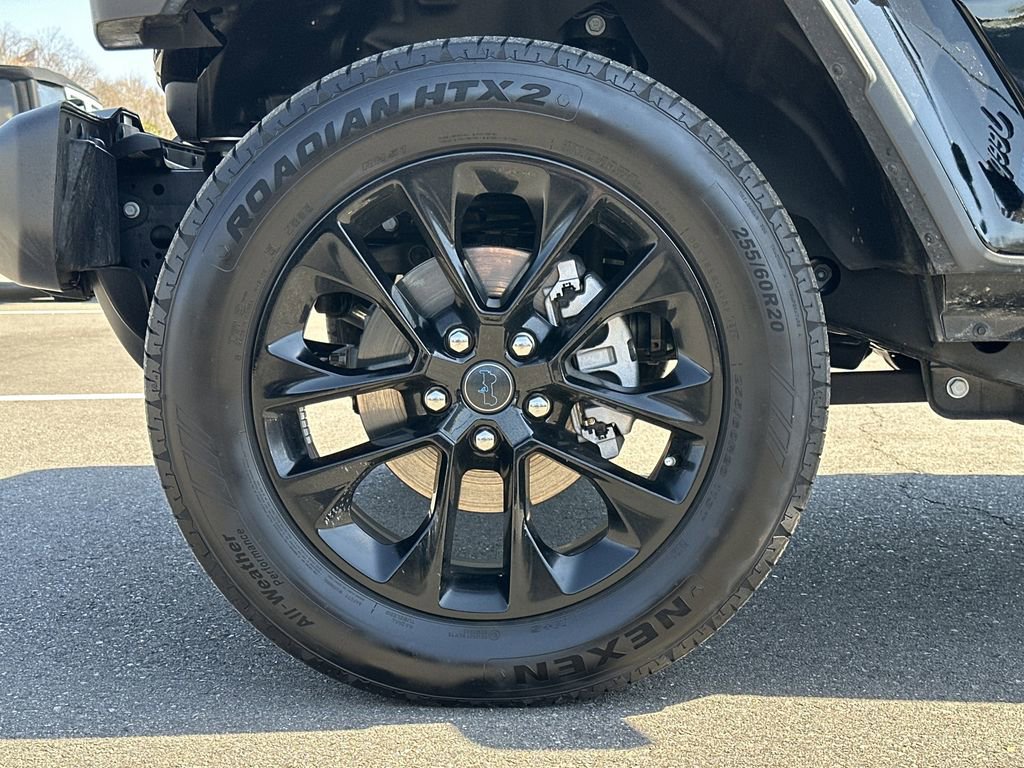 Certified 2025 Jeep Wrangler Unlimited Sahara w/ Safety Group image 16