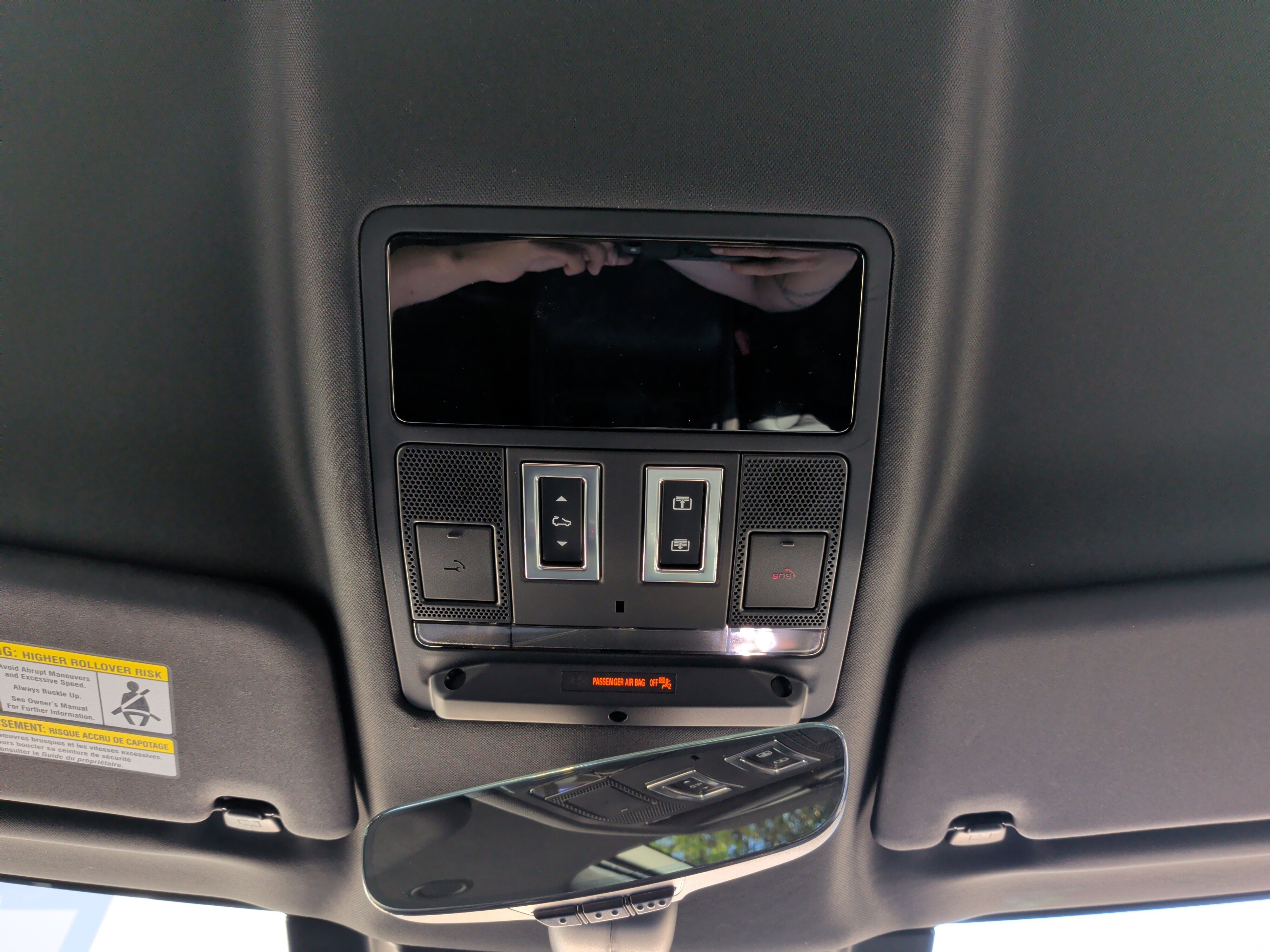 Used 2024 Land Rover Defender 110 S image 27