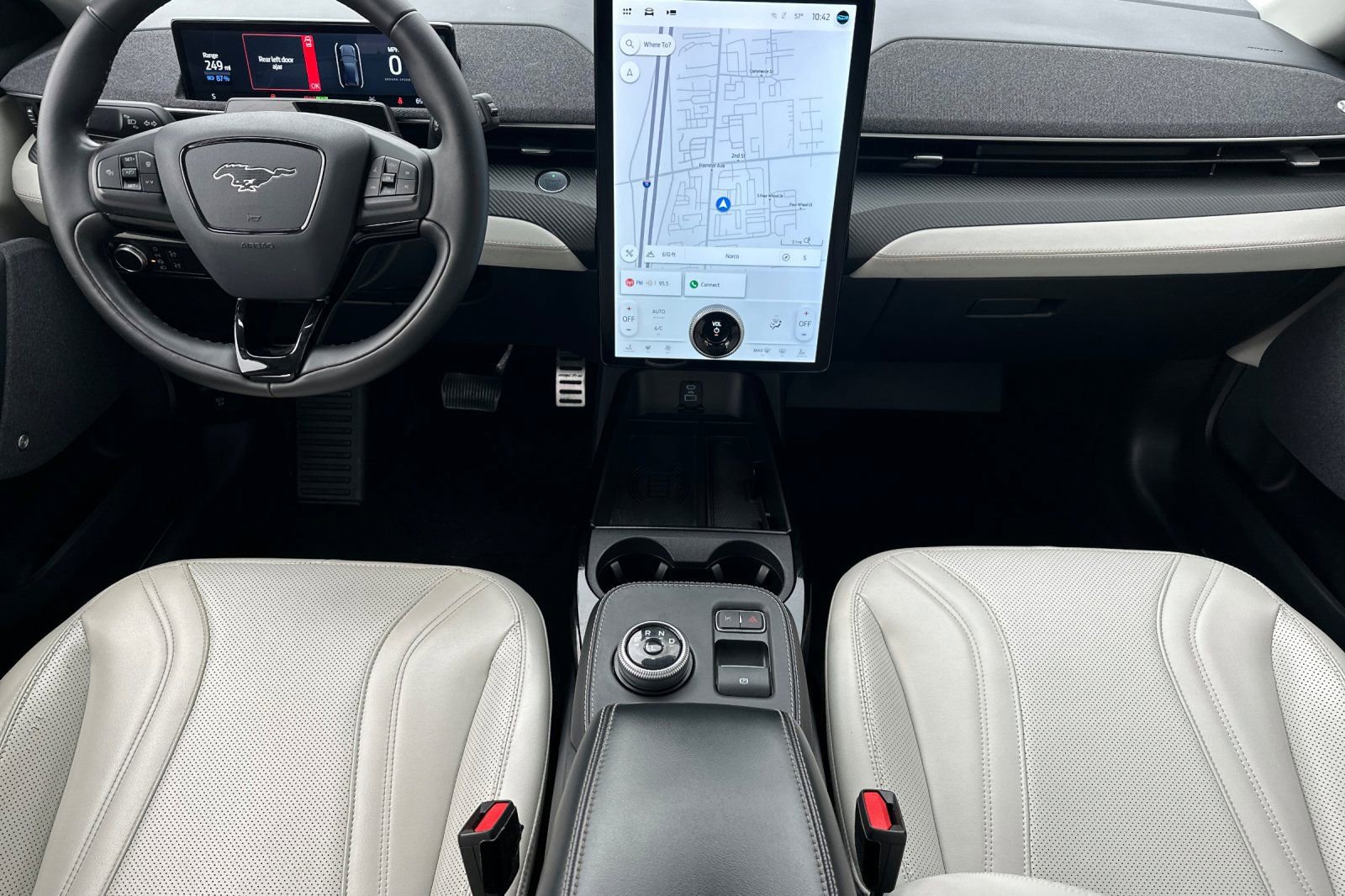 Used 2021 Ford Mustang Mach-E Premium image 13