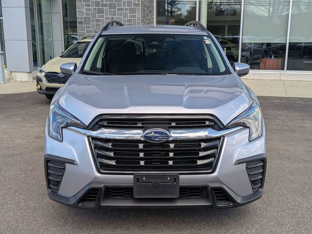 Used 2025 Subaru Ascent Premium image 8