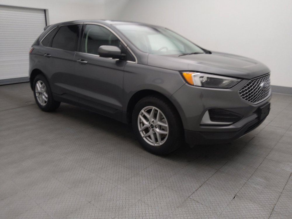 Used 2024 Ford Edge SEL image 11