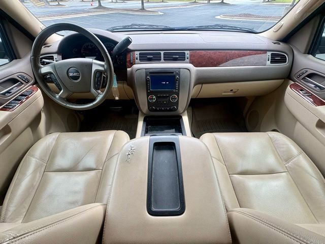 Used 2011 GMC Yukon XL SLT RWD image 22
