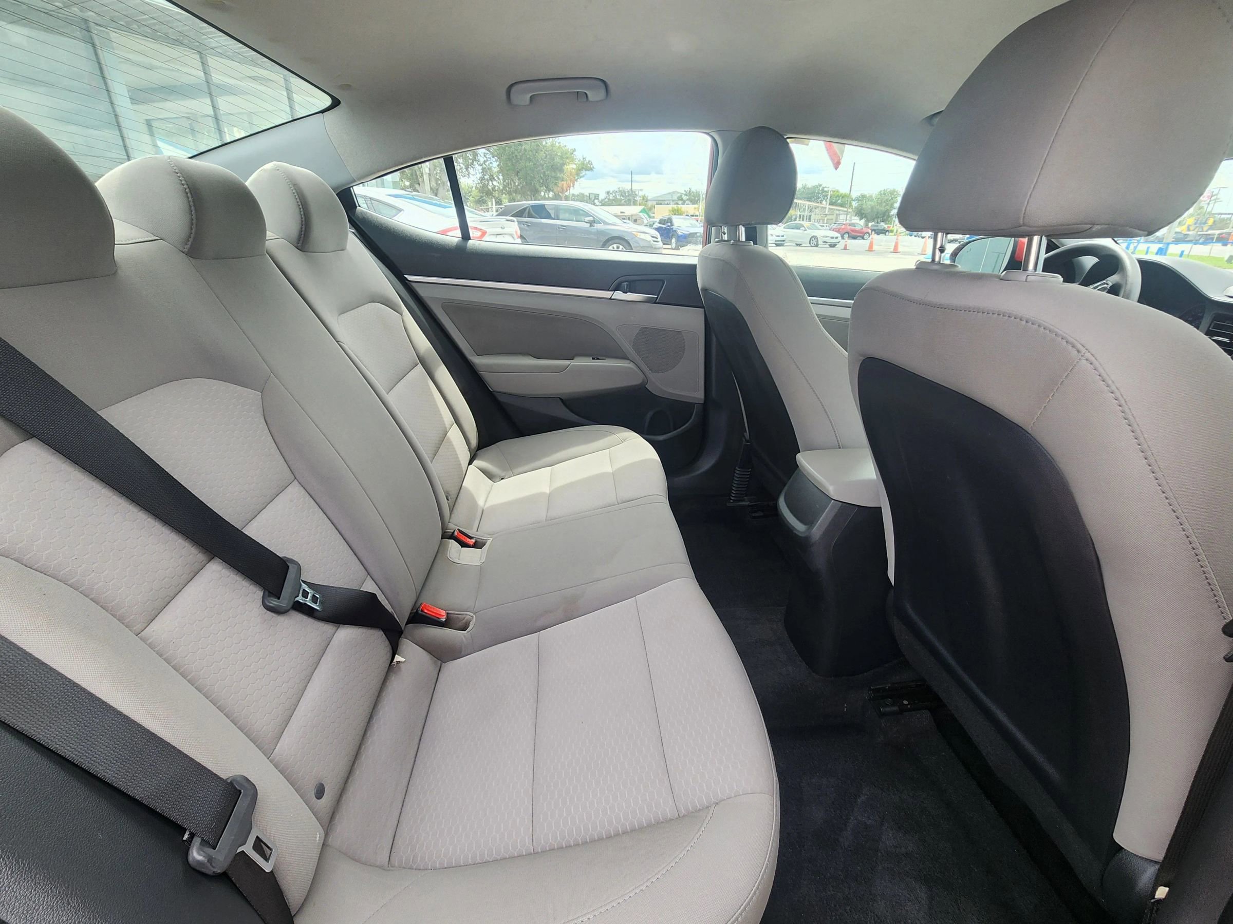 Used 2019 Hyundai Elantra SEL FWD image 11