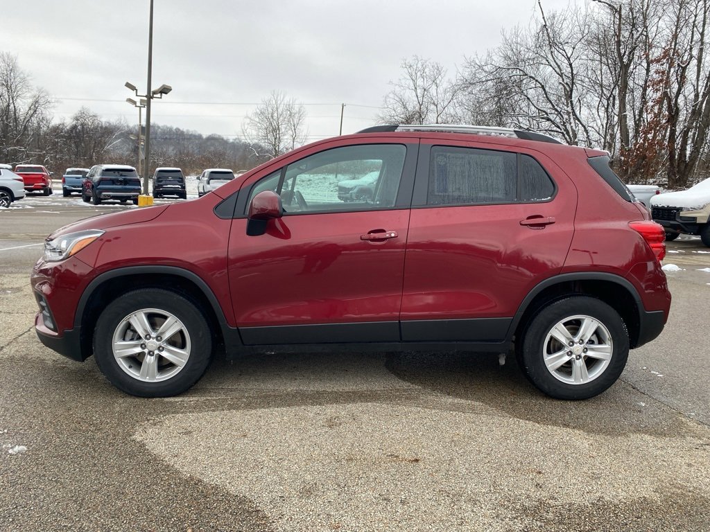 Certified 2022 Chevrolet Trax LT w/ Driver Confidence Package image 6