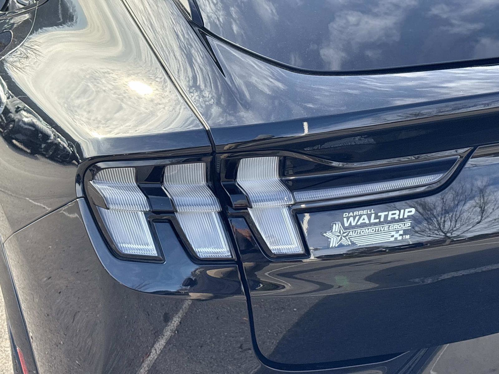 Used 2021 Ford Mustang Mach-E Premium image 12