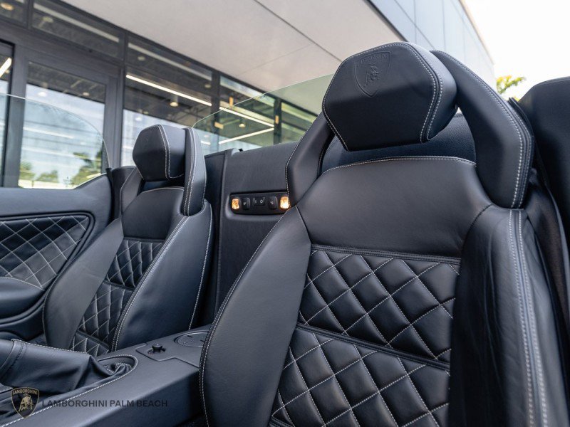 Used 2010 Lamborghini Gallardo LP 560-4 image 34