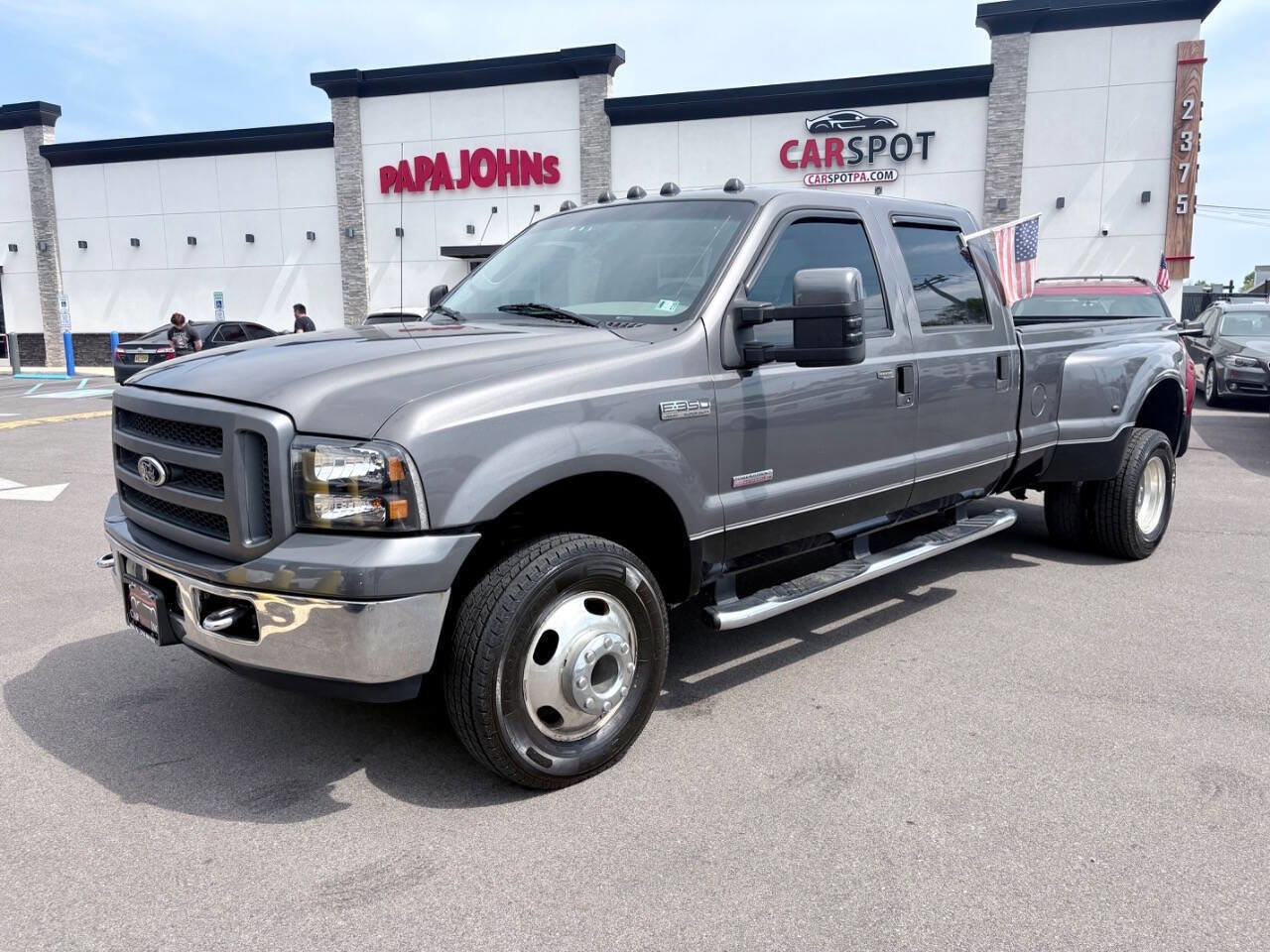 Used 2007 Ford F350 Lariat AWD/4WD image 2