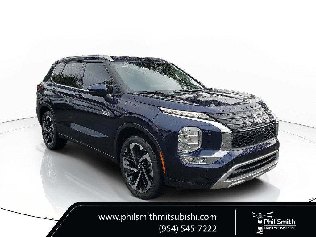 Used 2025 Mitsubishi Outlander SEL AWD/4WD image 1
