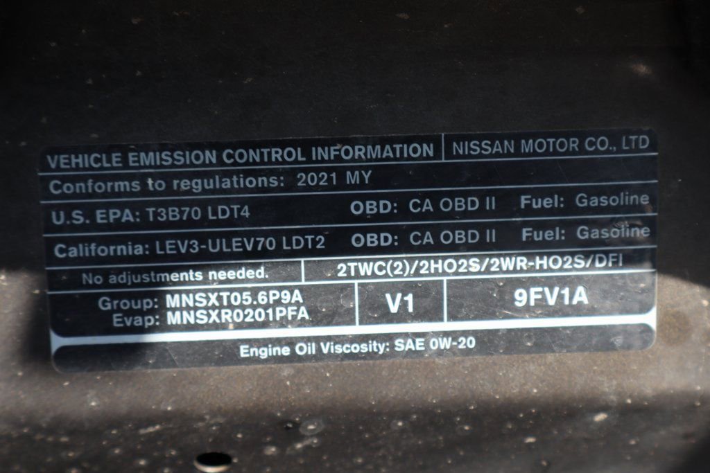 Used 2021 Nissan Titan PRO-4X w/ Pro-4x Convenience Package AWD/4WD image 14