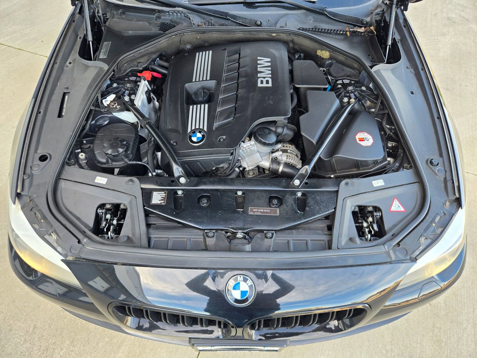 Used 2011 BMW 528i Sedan image 34